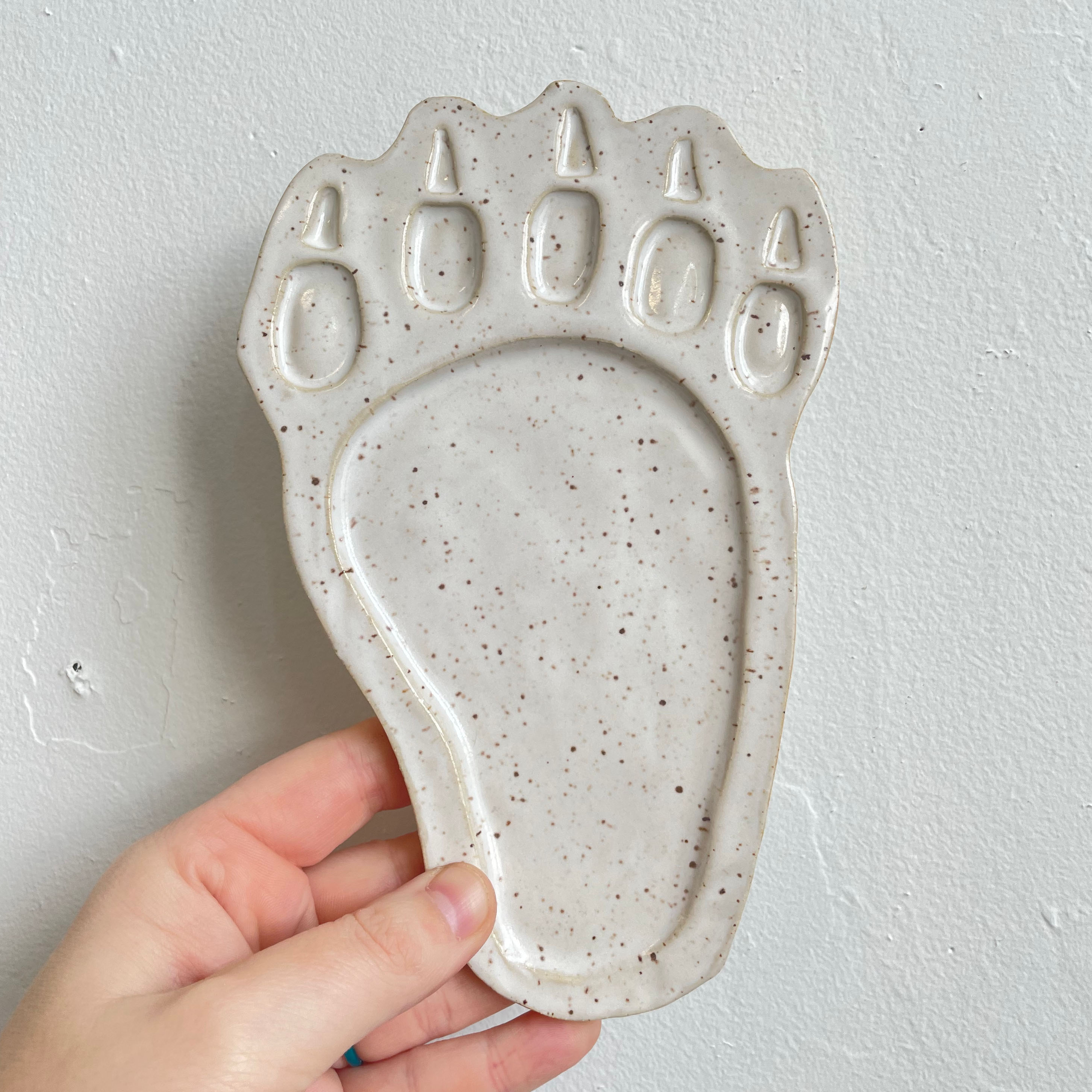 Black Bear Paw Paint Pallet No 3