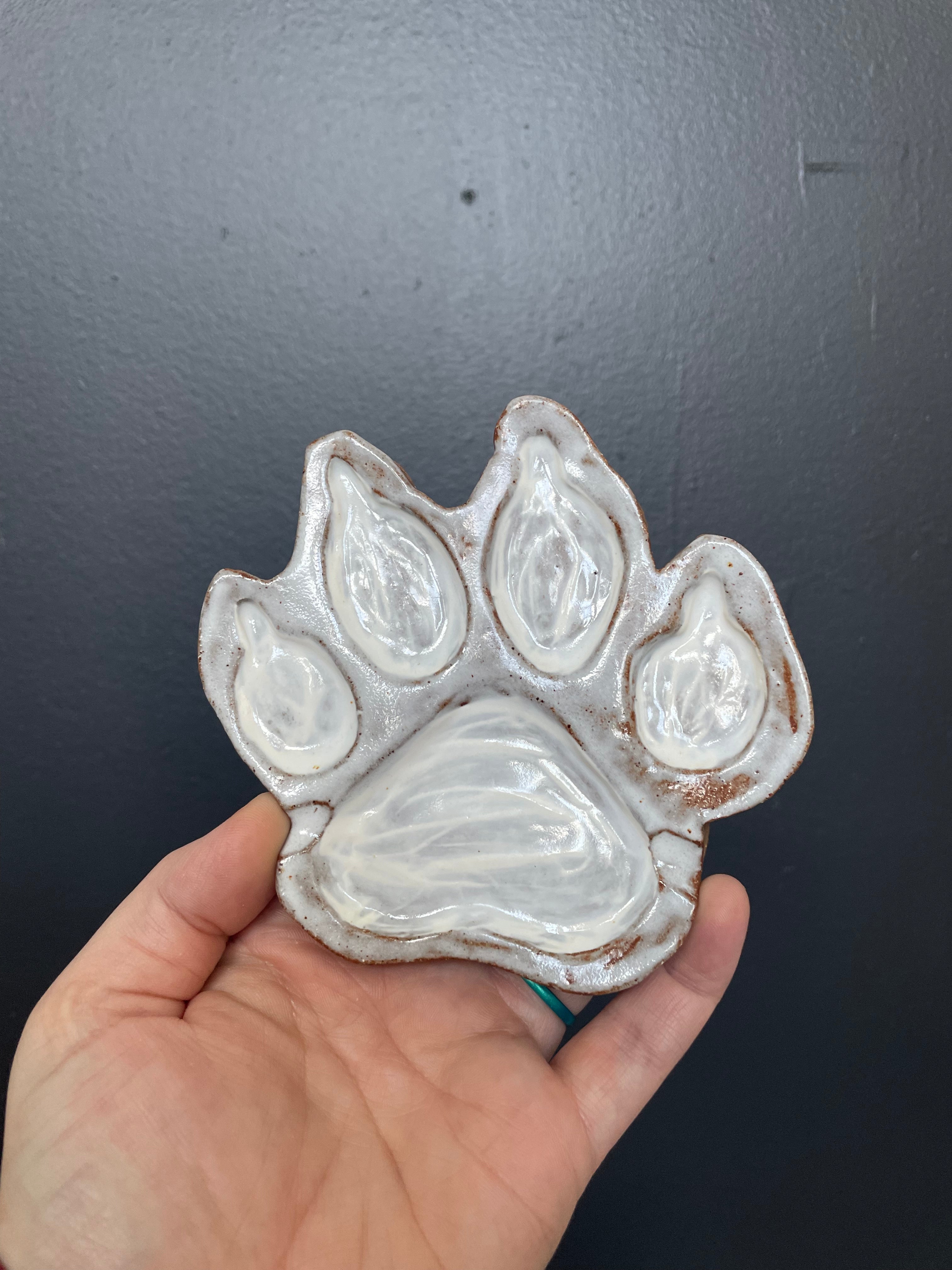 Dog Paw Paint Pallet