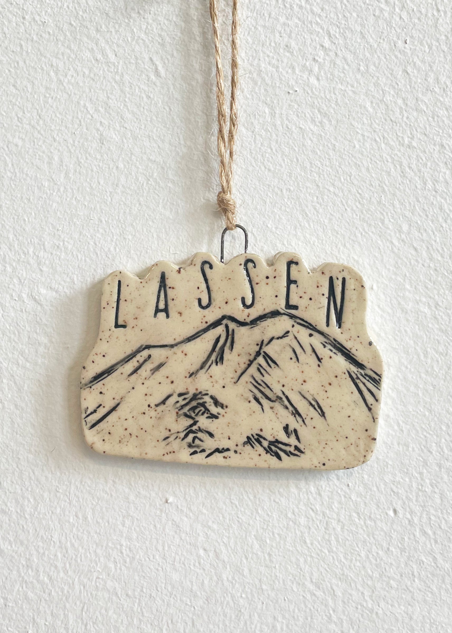 Lassen Ornament, No 1